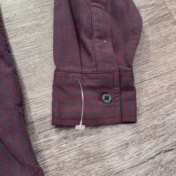 Vans‎ Shirt Mens Small Red Flannel Button Up Skater Outdoor Double Pocket Skate - Picture 3 of 11